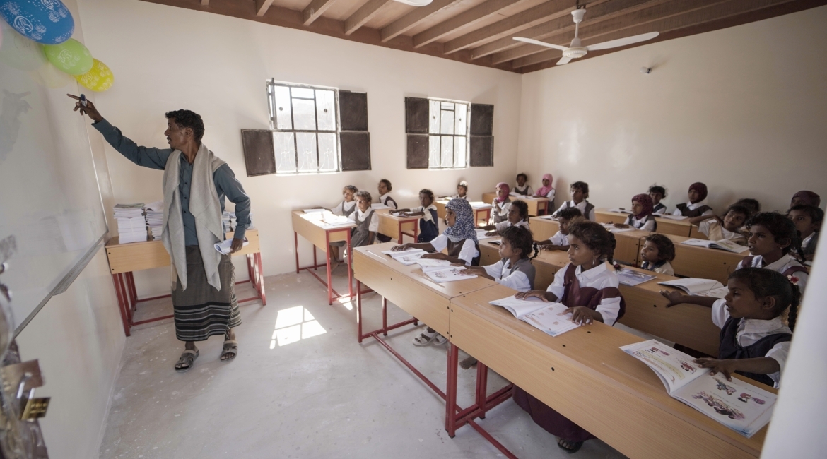 Tawakkol Karman Foundation fulfills children's dream in Wadi Naqb by opening doors to education